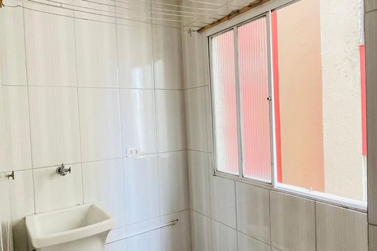 Área de Serviço de apartamento para alugar com 3 quartos, 70m² em Granja Viana, Cotia