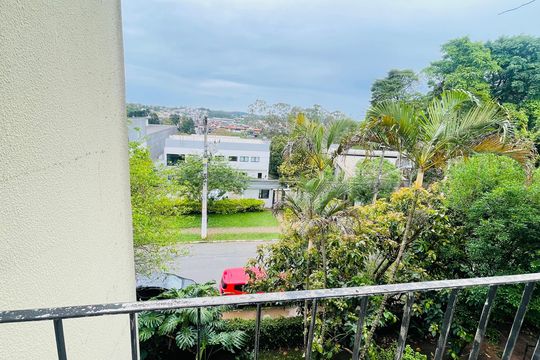 Vista da varanda de apartamento para alugar com 3 quartos, 70m² em Granja Viana, Cotia