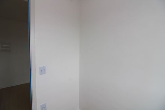 quarto 2 de apartamento para alugar com 2 quartos, 28m² em Vila Granada, São Paulo