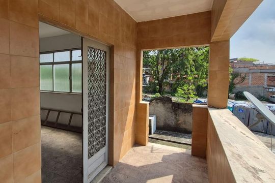 Varanda de casa para alugar com 2 quartos, 70m² em Vigário Geral, Rio de Janeiro