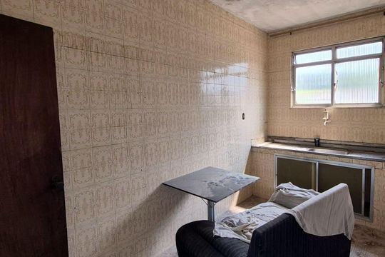 Cozinha de casa para alugar com 2 quartos, 70m² em Vigário Geral, Rio de Janeiro