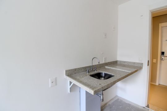 Cozinha de apartamento à venda com 1 quarto, 31m² em Butantã, São Paulo