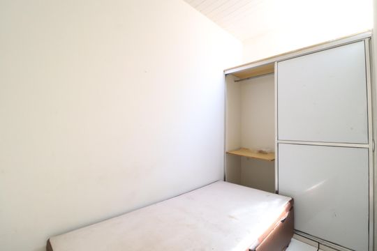 Quarto 2 de casa para alugar com 2 quartos, 60m² em Osvaldo Rezende, Uberlândia