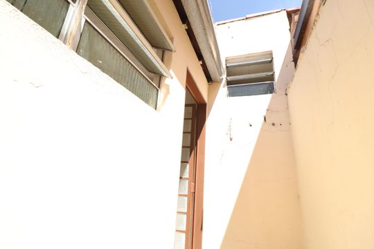 Área de Serviço de casa para alugar com 2 quartos, 60m² em Osvaldo Rezende, Uberlândia