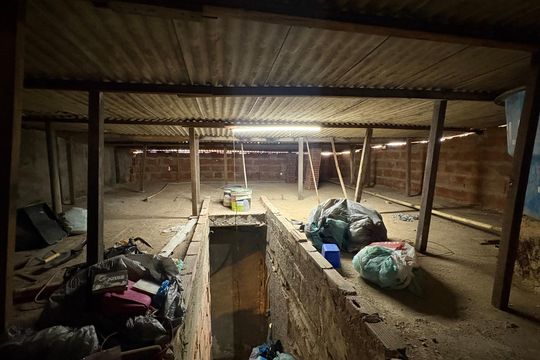 Casa à venda com 1 quarto, 48m² em Vargem Pequena, Rio de Janeiro
