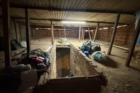 Casa à venda com 1 quarto, 48m² em Vargem Pequena, Rio de Janeiro