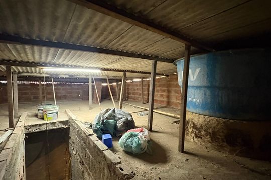 Casa à venda com 1 quarto, 48m² em Vargem Pequena, Rio de Janeiro