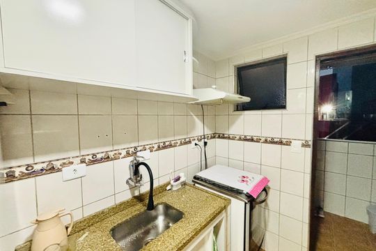 Cozinha de apartamento à venda com 2 quartos, 40m² em Vila Mara, São Paulo