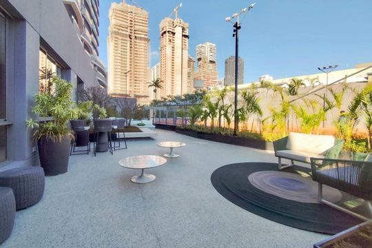 Área comum de apartamento para alugar com 2 quartos, 107m² em Jardim das Acacias, São Paulo