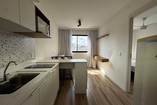 Apartamento para alugar com 1 quarto, 26m² em Metalúrgicos, Osasco