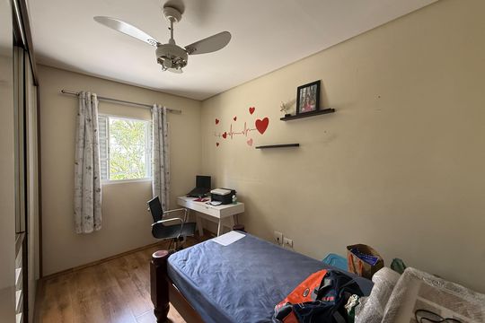 Quarto de casa para alugar com 3 quartos, 150m² em Jardim Iris, São Paulo