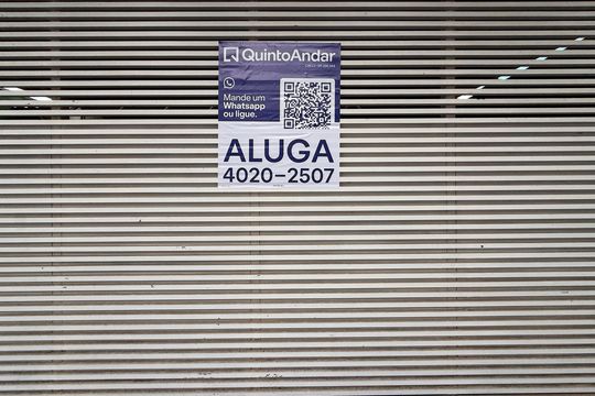 Placa de casa para alugar com 4 quartos, 150m² em Jardim Iris, São Paulo