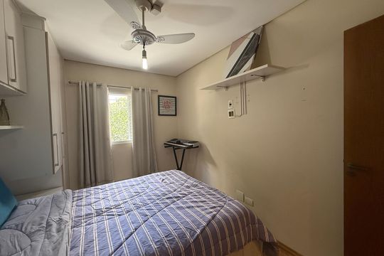 Quarto 2 de casa para alugar com 4 quartos, 150m² em Jardim Iris, São Paulo