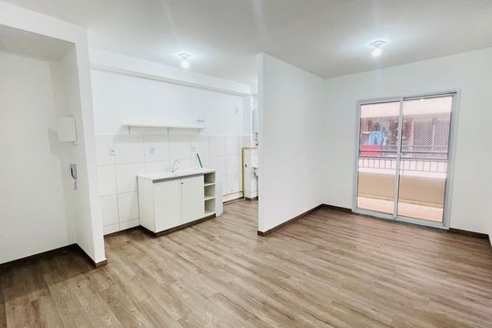 Sala de apartamento para alugar com 2 quartos, 50m² em Roselândia, Cotia