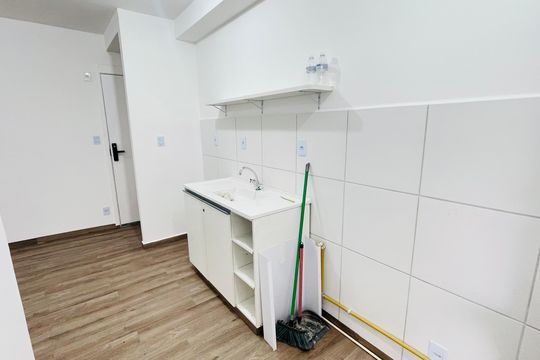Cozinha de apartamento para alugar com 2 quartos, 50m² em Roselândia, Cotia