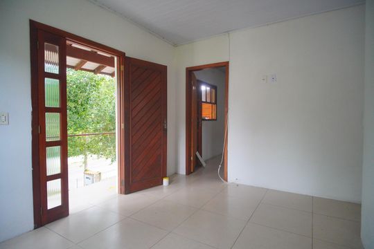 Sala de casa para alugar com 2 quartos, 80m² em Vila Nova, Novo Hamburgo