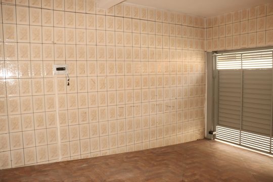 Casa à venda com 2 quartos, 125m² em Jardim Sapopemba, São Paulo