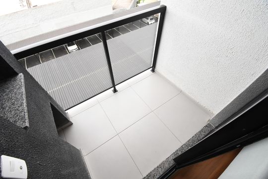 Sacada com churrasqueira de apartamento para alugar com 2 quartos, 48m² em Hauer, Curitiba
