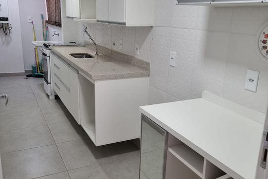 Cozinha de apartamento à venda com 3 quartos, 130m² em Campo Grande, Rio de Janeiro