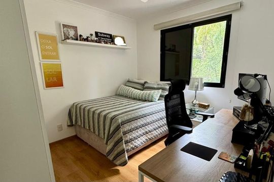 Quarto de apartamento para alugar com 3 quartos, 123m² em Vila Andrade, São Paulo
