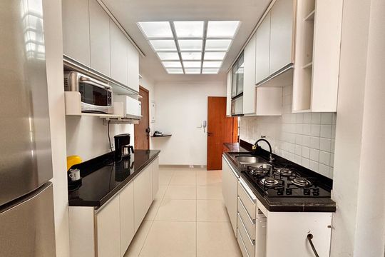 Cozinha de apartamento à venda com 3 quartos, 148m² em Alphaville Industrial, Barueri