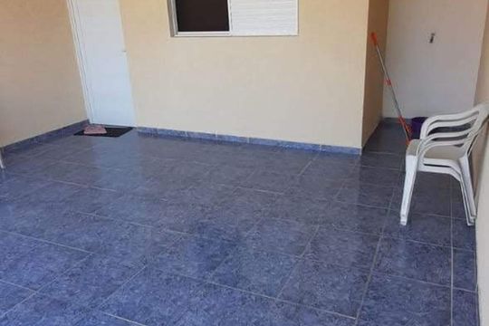 Área externa de casa à venda com 3 quartos, 88m² em Jardim Carombé, São Paulo