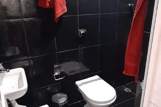 Banheiro 1 de casa à venda com 3 quartos, 88m² em Jardim Carombé, São Paulo