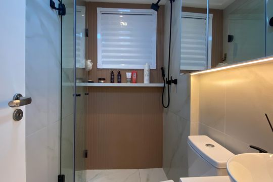 Banheiro de apartamento à venda com 1 quarto, 43m² em Vila Yolanda, Osasco