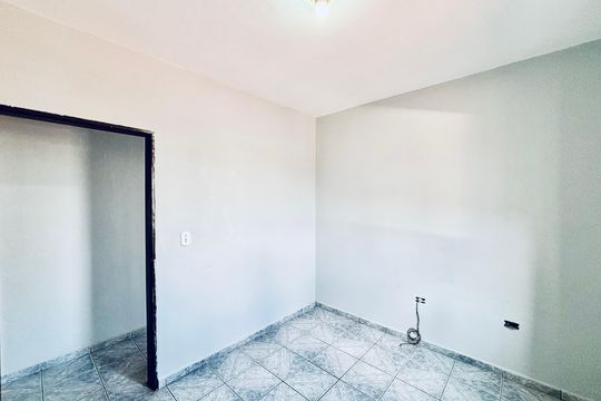 Quarto 2 de casa para alugar com 3 quartos, 95m² em Chácara Cruzeiro do Sul, São Paulo