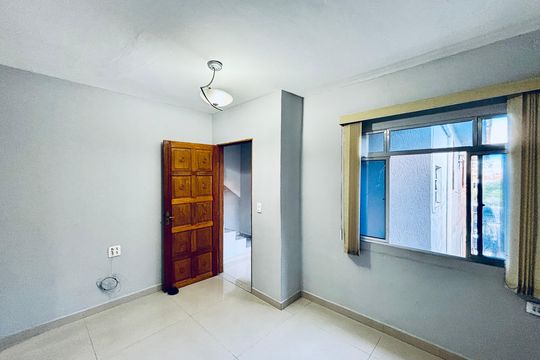 Casa para alugar com 3 quartos, 95m² em Chácara Cruzeiro do Sul, São Paulo