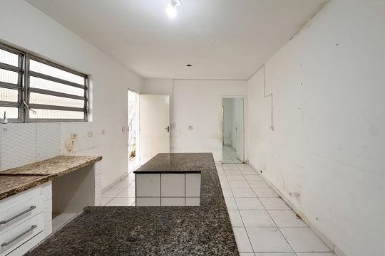 Cozinha de casa à venda com 4 quartos, 145m² em Jardim Beatriz, São Bernardo do Campo