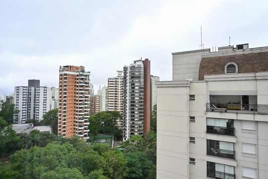 Vista de apartamento à venda com 2 quartos, 103m² em Vila Suzana, São Paulo