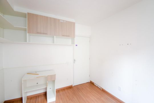 Quarto 1 de apartamento à venda com 2 quartos, 40m² em Vila Alzira, Guarulhos