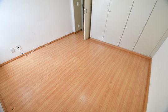 Quarto de apartamento para alugar com 1 quarto, 43m² em Centro, Campinas