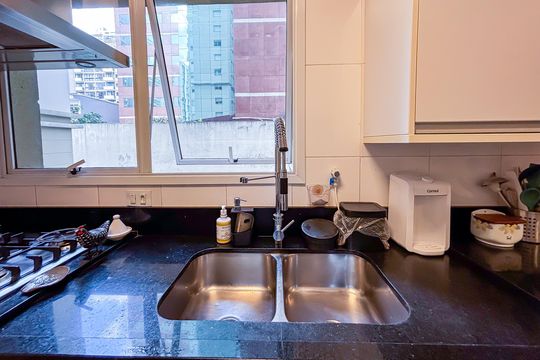 Apartamento para alugar com 3 quartos, 138m² em Paraíso, São Paulo