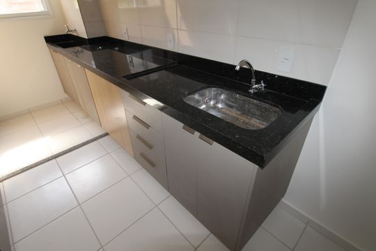 Cozinha de apartamento para alugar com 2 quartos, 60m² em Jardim das Paineiras Ii, São José dos Campos