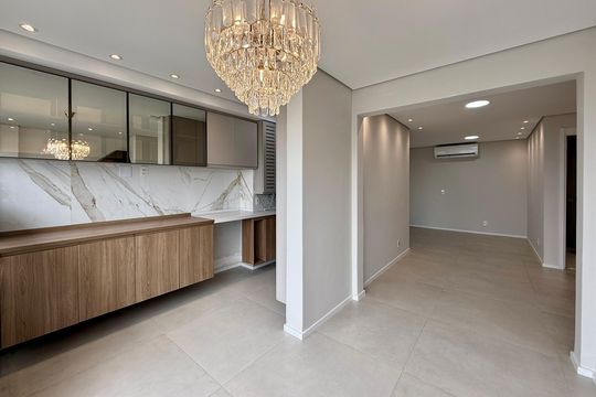 Varanda de apartamento à venda com 2 quartos, 68m² em Jardim Caravelas, São Paulo