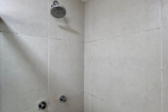 Banheiro  Suíte de apartamento à venda com 2 quartos, 68m² em Jardim Caravelas, São Paulo
