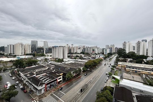 Vista  de apartamento à venda com 2 quartos, 68m² em Jardim Caravelas, São Paulo