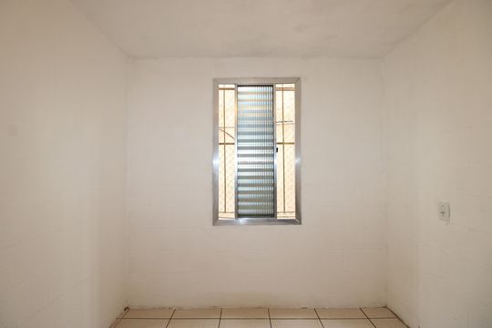 Quarto 2 de apartamento para alugar com 2 quartos, 33m² em Cidade Tiradentes, São Paulo