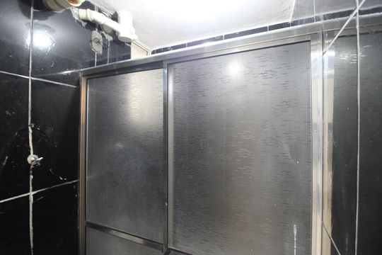 Banheiro de apartamento para alugar com 2 quartos, 33m² em Cidade Tiradentes, São Paulo