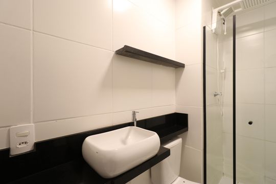Banheiro  de apartamento à venda com 1 quarto, 37m² em Vila Leopoldina, São Paulo