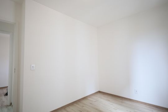 Quarto 1 de apartamento para alugar com 2 quartos, 48m² em Conceicao, Osasco
