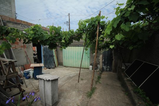Quintal de casa para alugar com 3 quartos, 360m² em Santa Cecilia (vale do Jatoba), Contagem