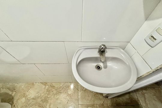 Banheiro de casa para alugar com 1 quarto, 40m² em Jardins Recanto das Rosas, São Paulo