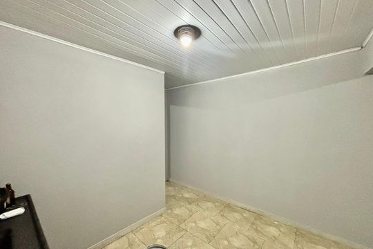 Cozinha de casa para alugar com 1 quarto, 40m² em Jardins Recanto das Rosas, São Paulo
