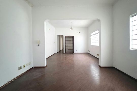 Sala  de casa à venda com 3 quartos, 177m² em Casa Branca, Santo André