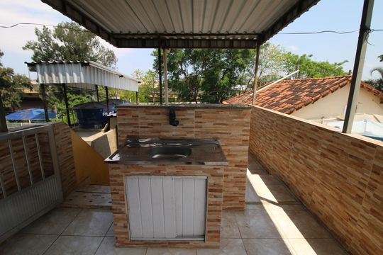 Terraço de casa para alugar com 1 quarto, 35m² em Vigário Geral, Rio de Janeiro