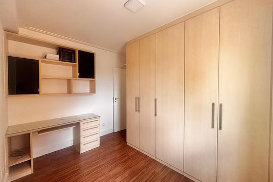 Apartamento para alugar com 3 quartos, 88m² em Alphaville Industrial, Barueri