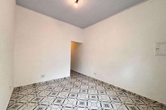 Casa para alugar com 1 quarto, 40m² em Indianópolis, São Paulo